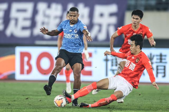 国安点球大战笑到最后 北京国安晋级足协杯四强